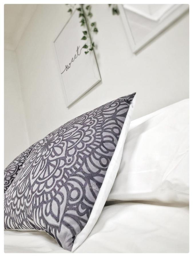 Ferienwohnung The Beach Hideaways Hove Exterior foto