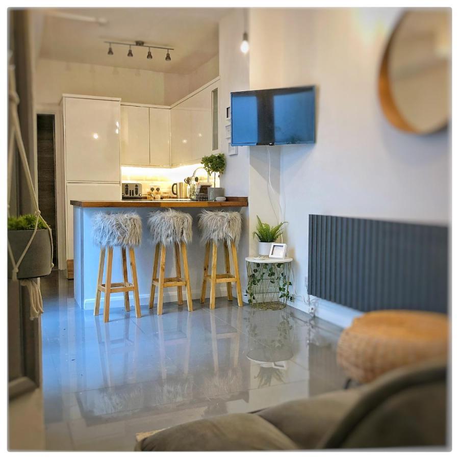 Ferienwohnung The Beach Hideaways Hove Exterior foto